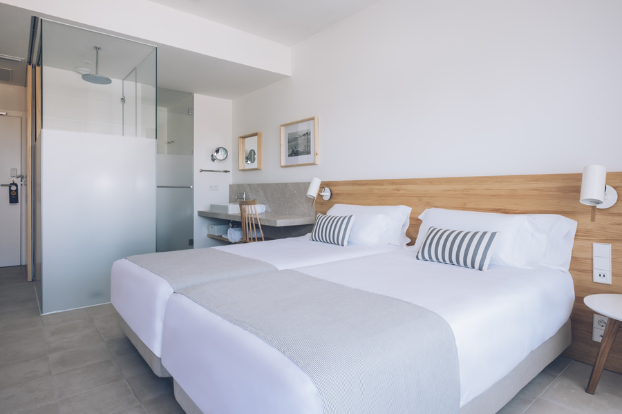haga su reserva de la habitacion doble vista mar en el AYA Seahotel - Adults Only en Playa de Palma