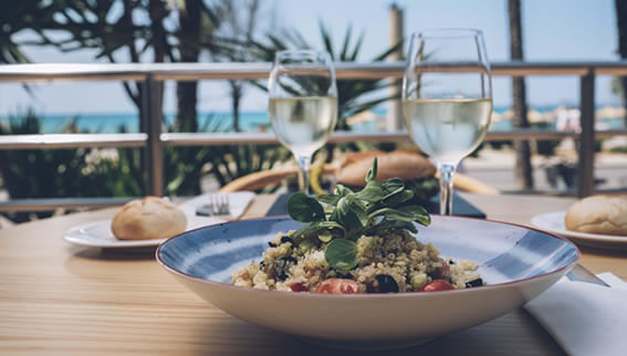 desayunos del restaurante Canaya del AYA Seahotel - Adults Only en Playa de Palma