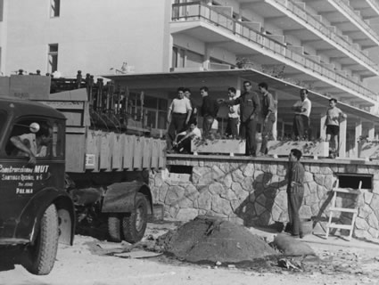 reforma AYA Seahotel Adults Only 1975 mejoras en el hotel AYA Seahotel Adults Only en playa de palma