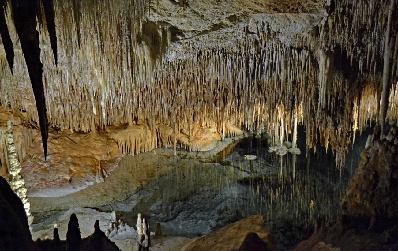 hotel aya cuevas de mallorca