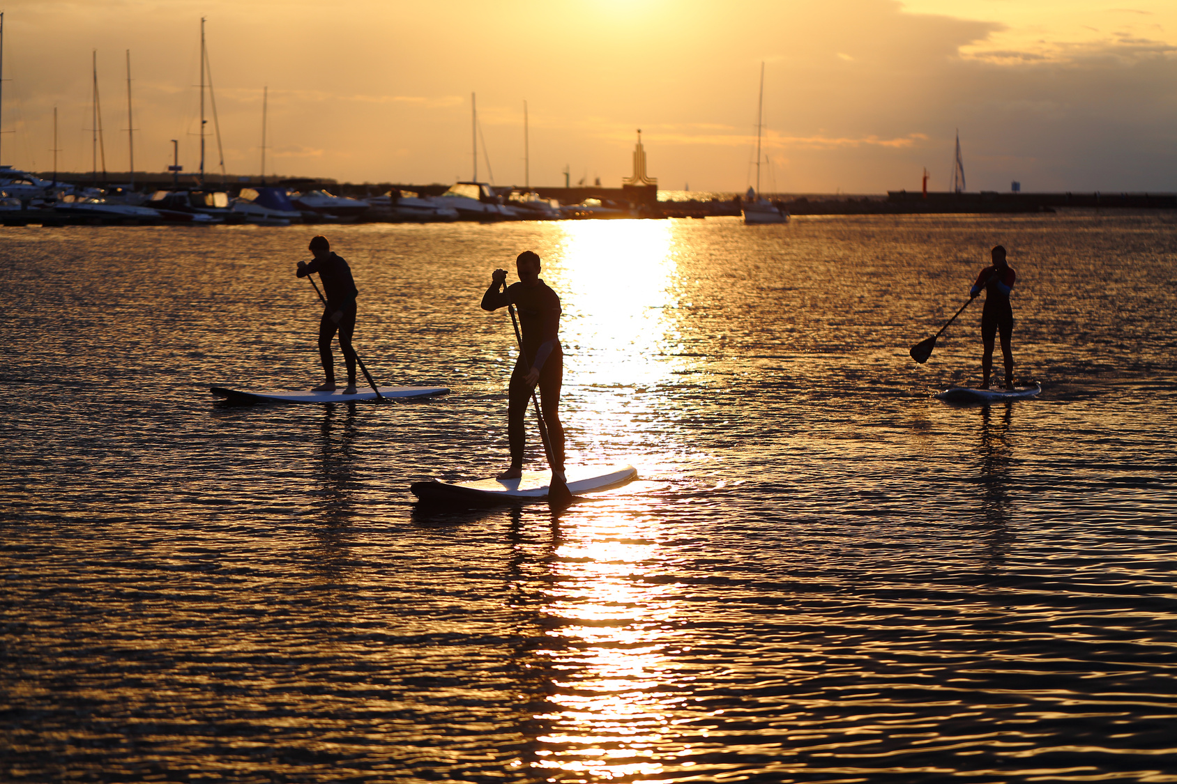 hotel aya practica paddle surf en playa de palma